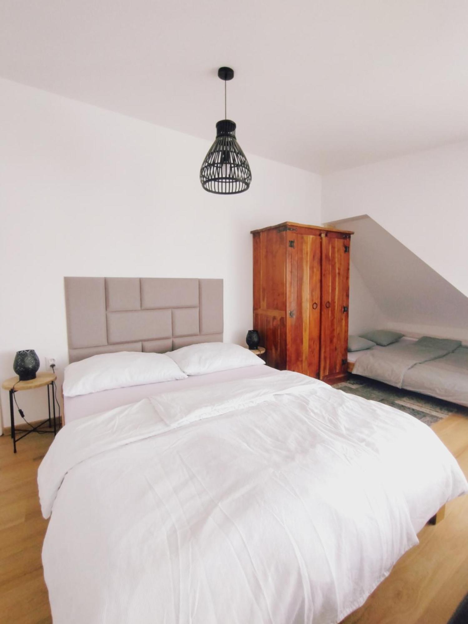 Attic Apartment Catnip Μπρατισλάβα Εξωτερικό φωτογραφία